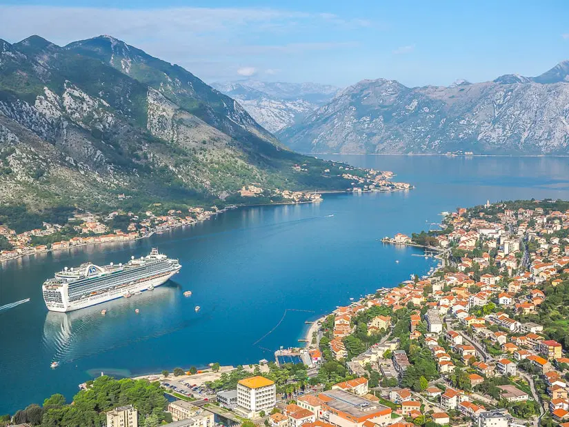 Kotor, gradjevinski plac 1728m2