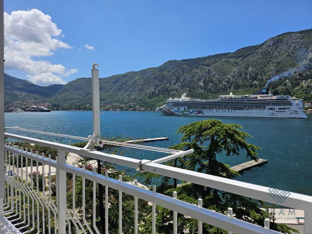 Kotor, Plagente, dvosoban stan 72m2 