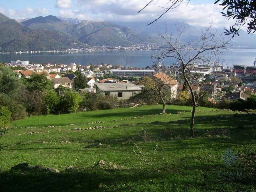 Herceg Novi, Bijela, plac 1917m2 