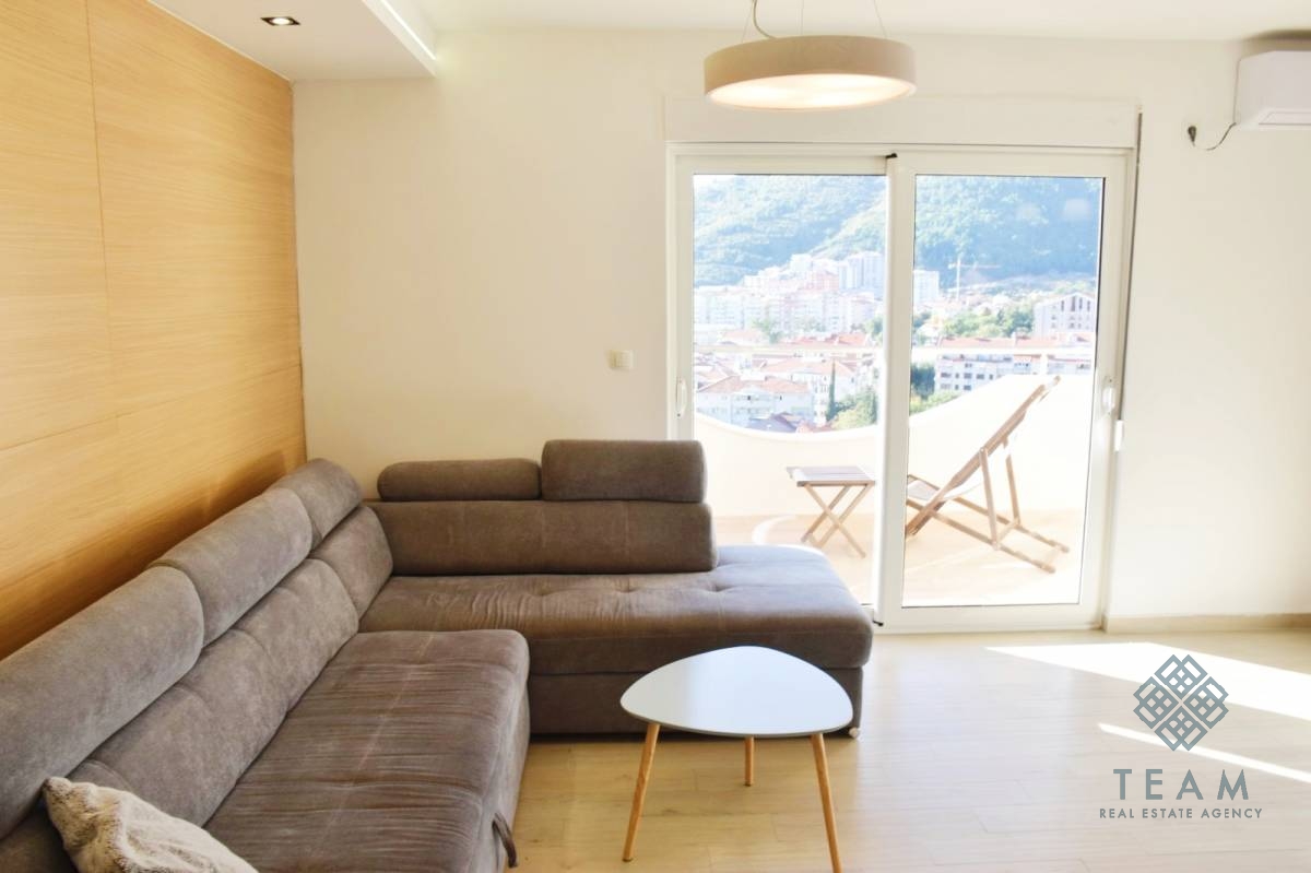 Budva, Podkošljun, jednosoban stan 54m²