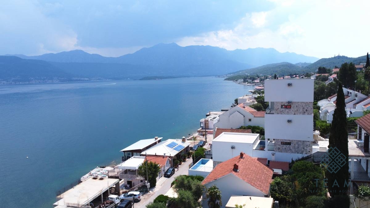 Tivat, Krašići, vila 200m²